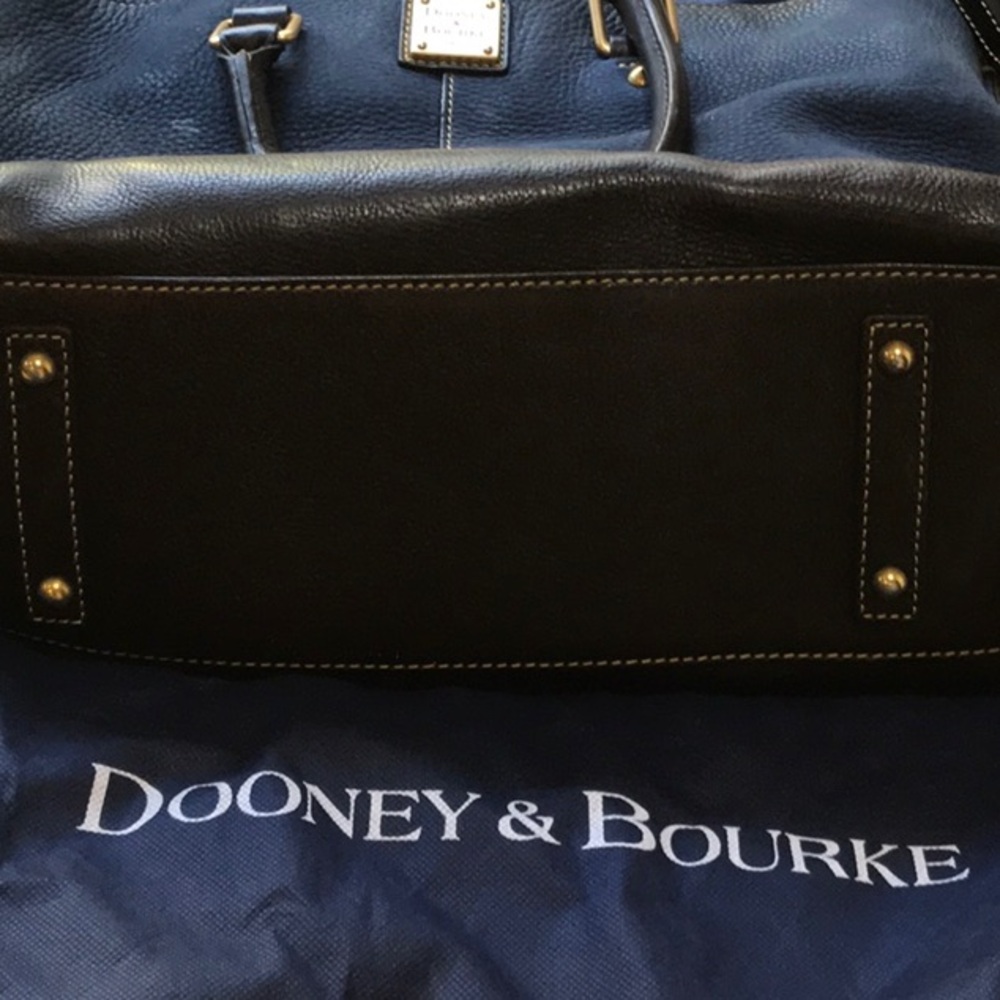 Dooney and Bourke satchel